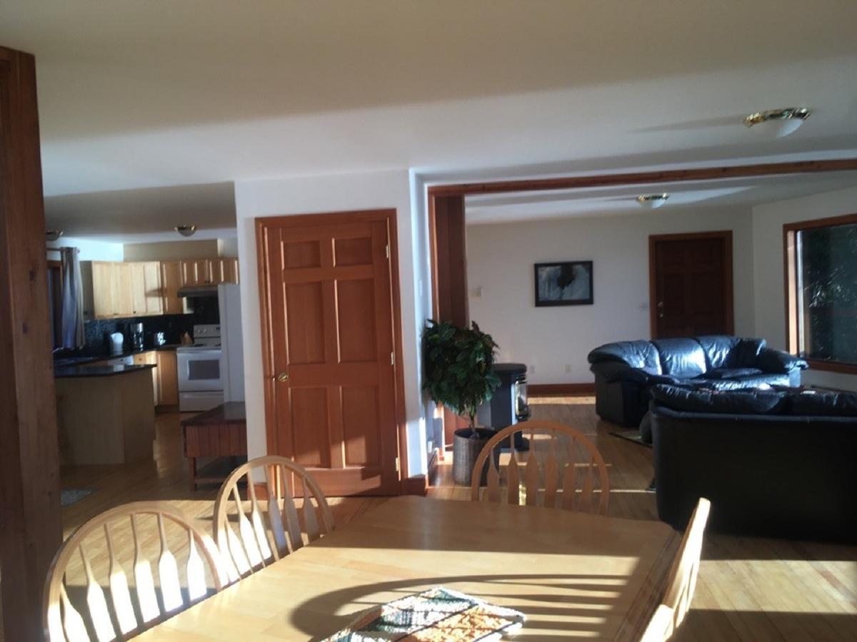 Tofino Stormbay Guest House מראה חיצוני תמונה